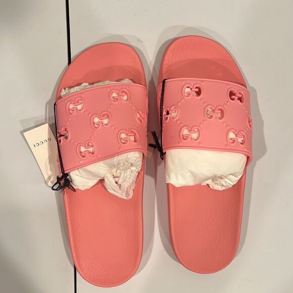 Brand new Gucci slides with box - Picture 1 of 6
